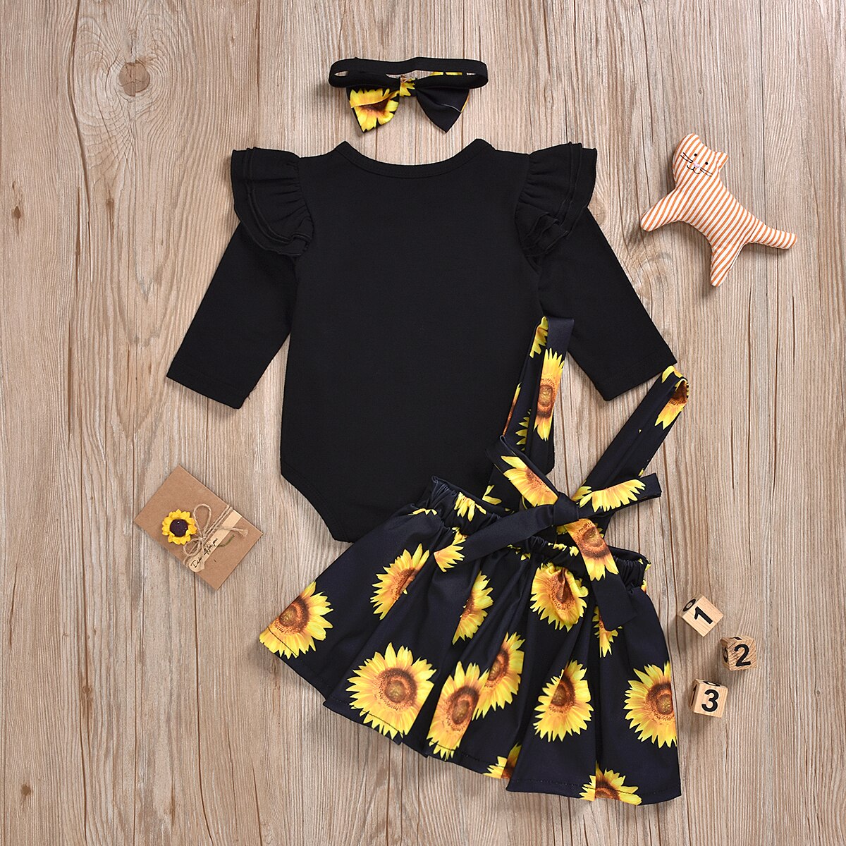 Baby Girl's Sunflower Patterned Clothing Set